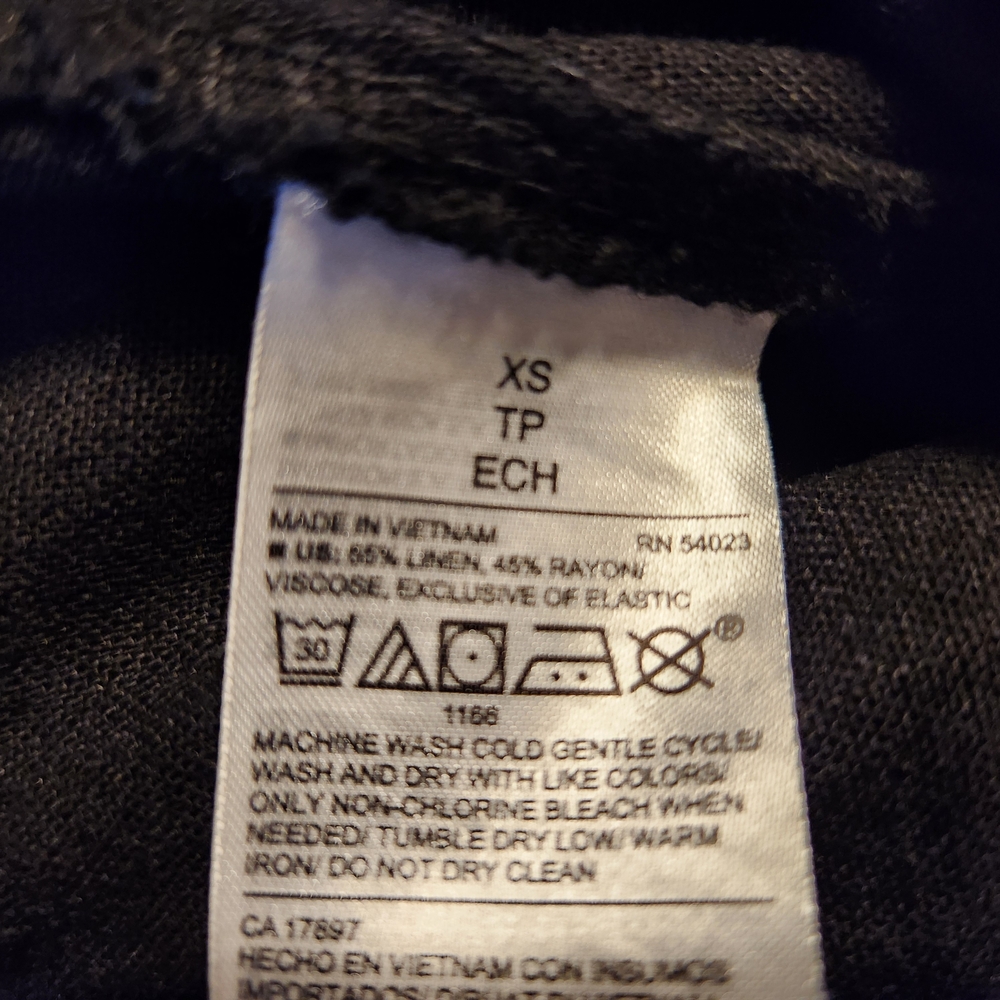 Old Navy Black Wide-Leg Jumpsuit Size XS - Picture 2 of 16